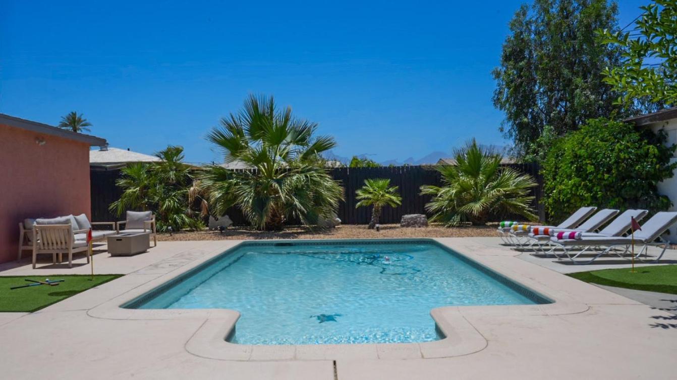 The Pink Cactus - Desert Retreat - Luxe Pool, Golf & Game Room Indio Exterior foto